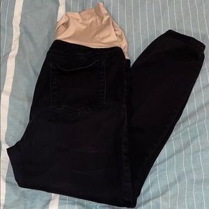 Super soft black maternity skinny pants